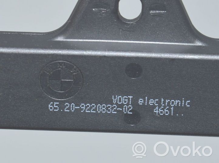 BMW M4 F82 F83 Antenne intérieure accès confort 