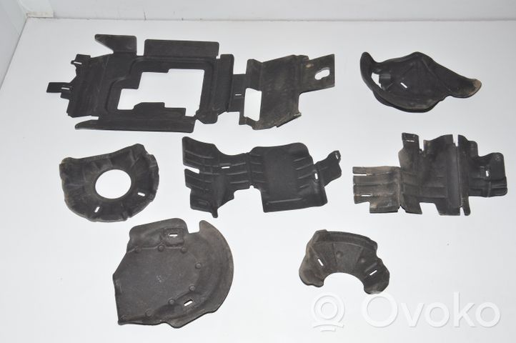 BMW i3 Hitzeschutz Abschirmblech Motorraum 7616378