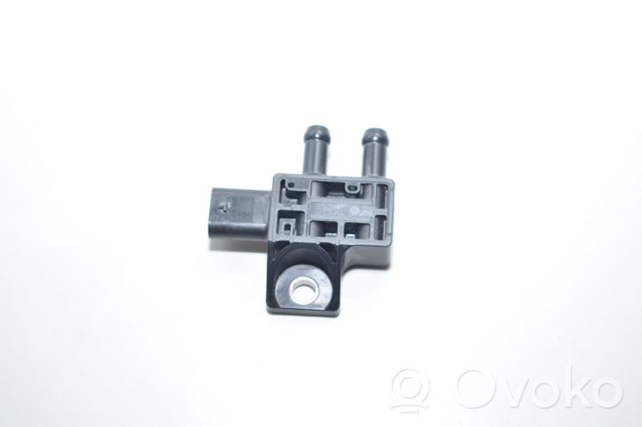 BMW 5 G30 G31 Sensore di pressione dei gas di scarico 8570686