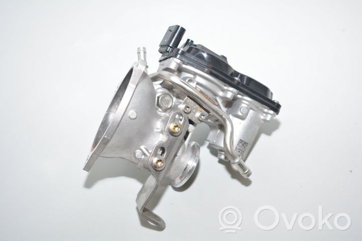 BMW 5 G30 G31 EGR-venttiili 8574820