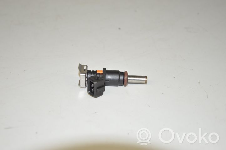 BMW i3 Fuel injector 