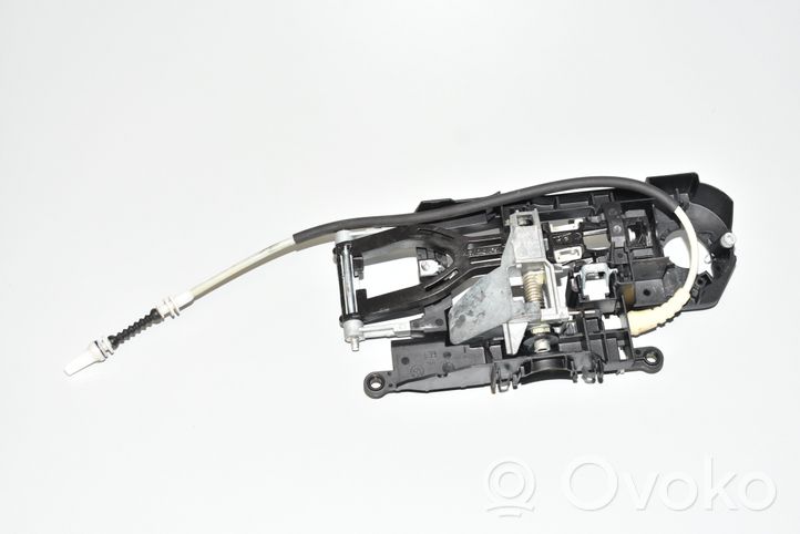 BMW M6 Передний держатель / кронштейн для внешней ручки открытия 7187228