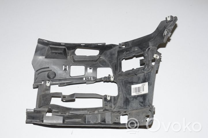 BMW 6 G32 Gran Turismo Priekšpusē bampera sastiprinājums 7415580