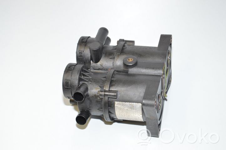 BMW 7 E65 E66 Separatore dello sfiato dell’olio 2248284