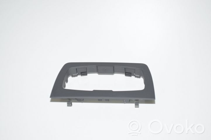 BMW 4 F32 F33 Panel oświetlenia wnętrza kabiny 