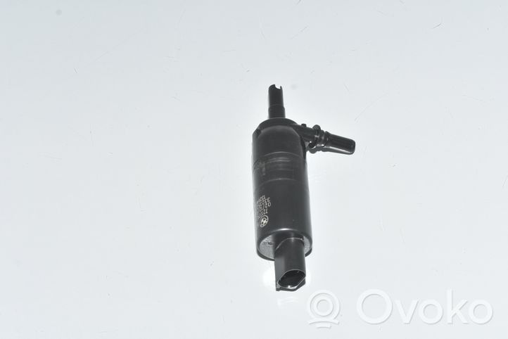 BMW X3 F25 Headlight washer pump 