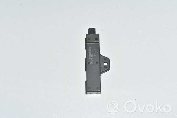 BMW 2 F46 Antenna comfort per interno 