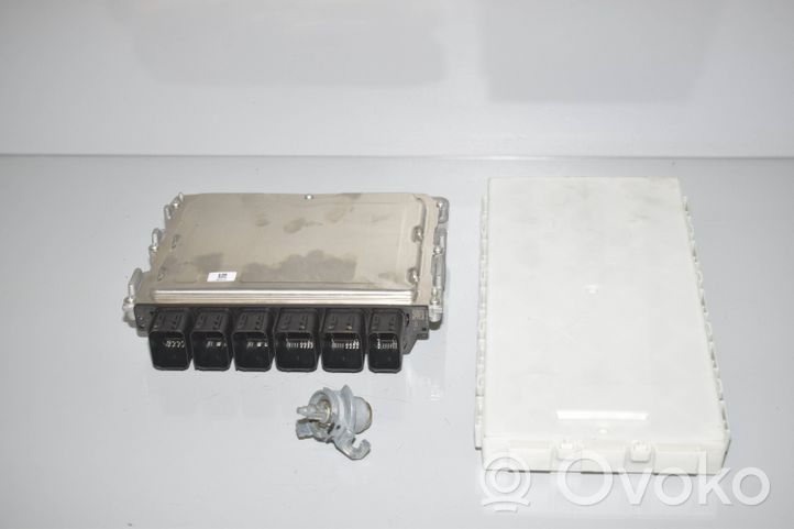 BMW 2 F46 Komputer / Sterownik ECU i komplet kluczy 5A0B65