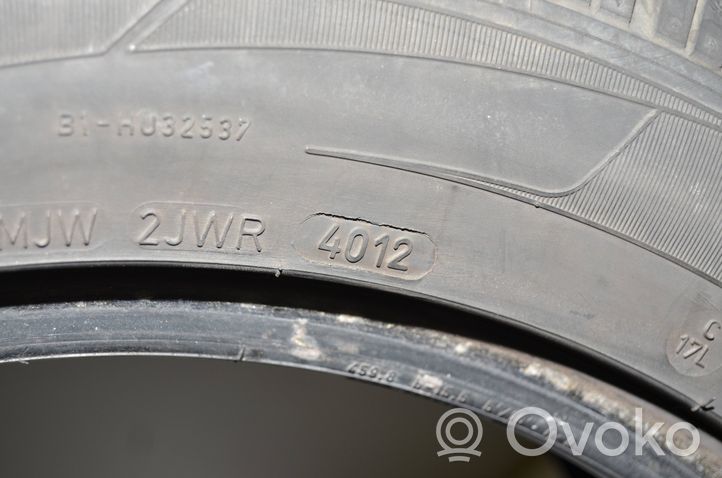 BMW 5 F10 F11 R18 winter tire 