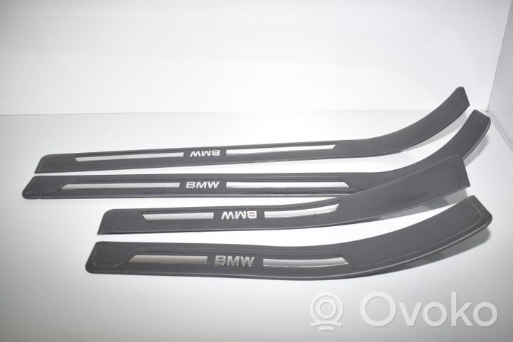 BMW 7 E38 Set di rifiniture davanzale (interno) 8220220