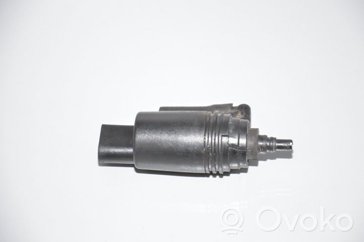 BMW Z8 E52 Windscreen/windshield washer pump 