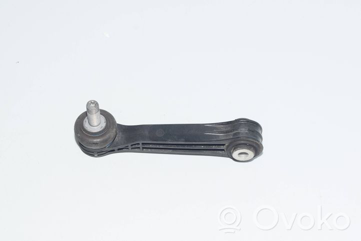 BMW 7 G11 G12 Stabilisateur arrière lien, barre anti-roulis 6869096