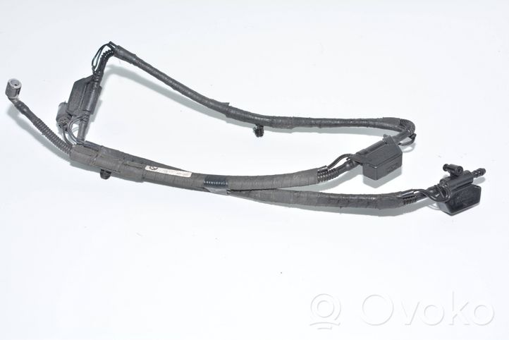 BMW 7 F01 F02 F03 F04 Ugello a spruzzo lavavetri per parabrezza 7202027