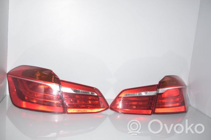 BMW 2 F45 Lampy tylne / Komplet 