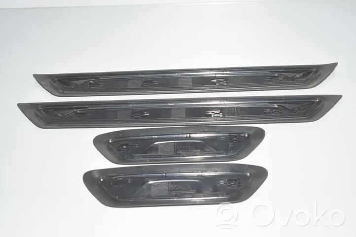 BMW 2 F45 Set di rifiniture davanzale (interno) 