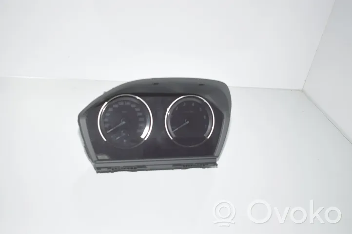 BMW X1 F48 F49 Geschwindigkeitsmesser Cockpit 62105A3B670