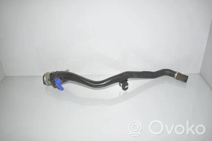 BMW 2 F46 Tuyau de remplissage de réservoir de carburant 7482639