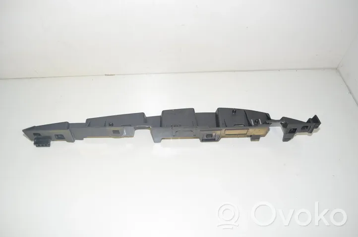 BMW i3 Supporto di montaggio del parafango 7299183