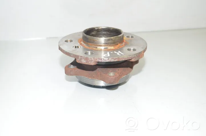 BMW X1 F48 F49 Cuscinetto a sfera della ruota anteriore 6874443