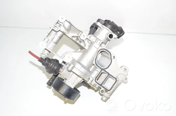 BMW 3 G20 G21 Pompa dell’acqua 8593269