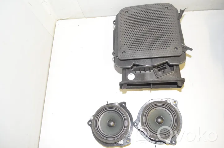 BMW X1 F48 F49 Kit système audio 8715685