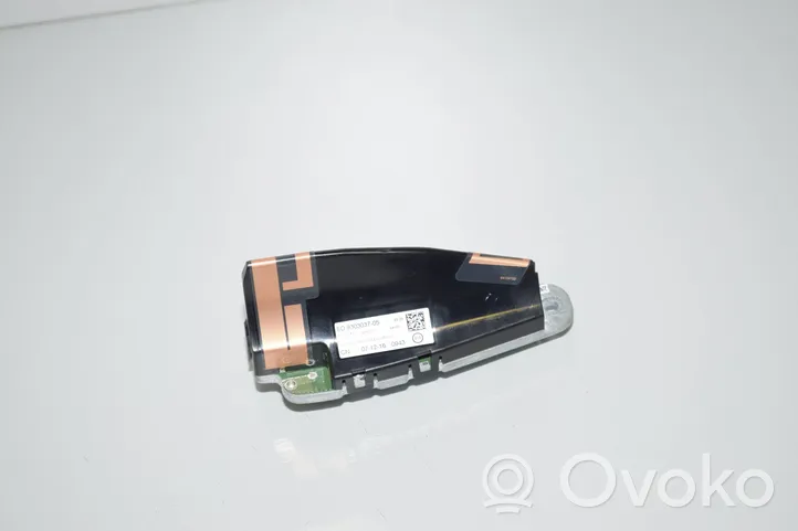 BMW 7 G11 G12 Antenne GPS 9303037