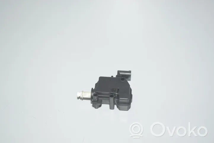 BMW 3 F30 F35 F31 Motorino del tappo del serbatoio del carburante 7270792