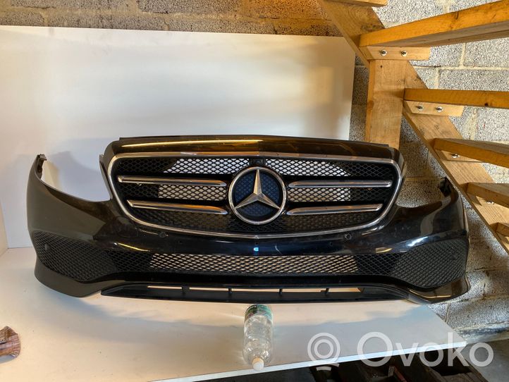 Mercedes-Benz E W238 Paraurti anteriore 