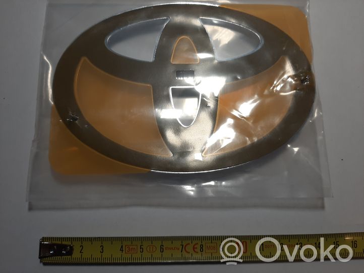 Toyota Sienna XL30 III Mostrina con logo/emblema della casa automobilistica 9097502073