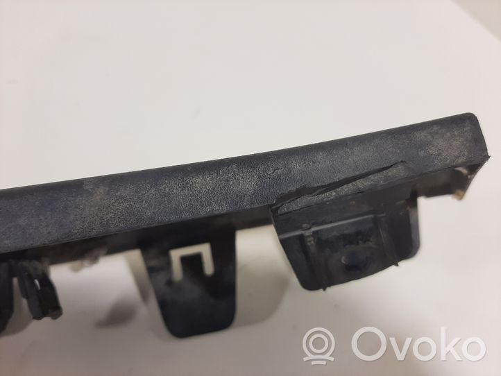 Opel Grandland X Garniture pour voûte de roue avant YP00093077