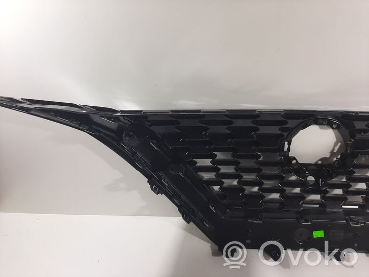 Nissan Qashqai J12 Etupuskurin ylempi jäähdytinsäleikkö 623106UAAA