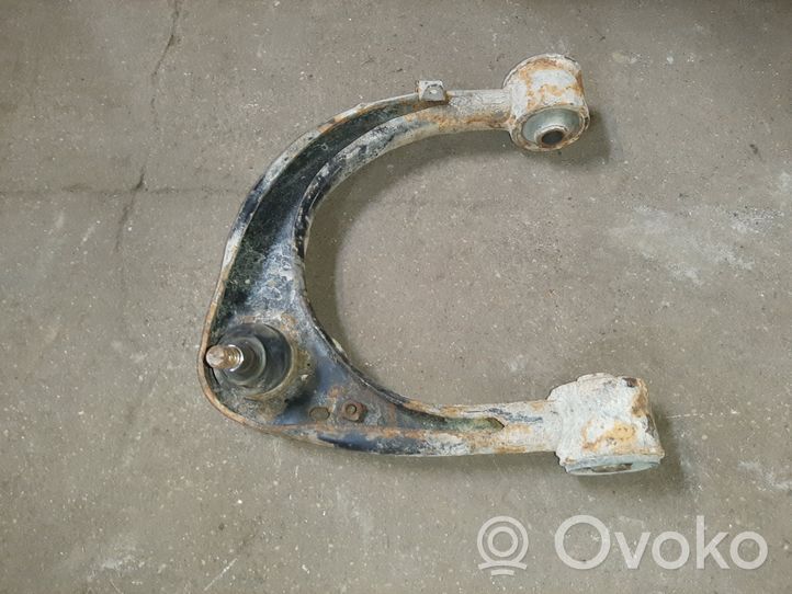 Toyota Land Cruiser (J200) Braccio di controllo sospensione anteriore superiore/braccio oscillante 