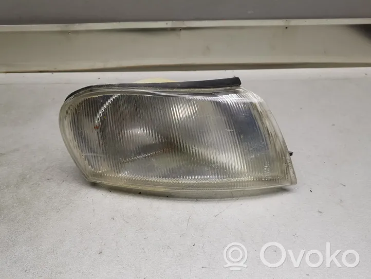 Opel Vectra B Front indicator light 183403B