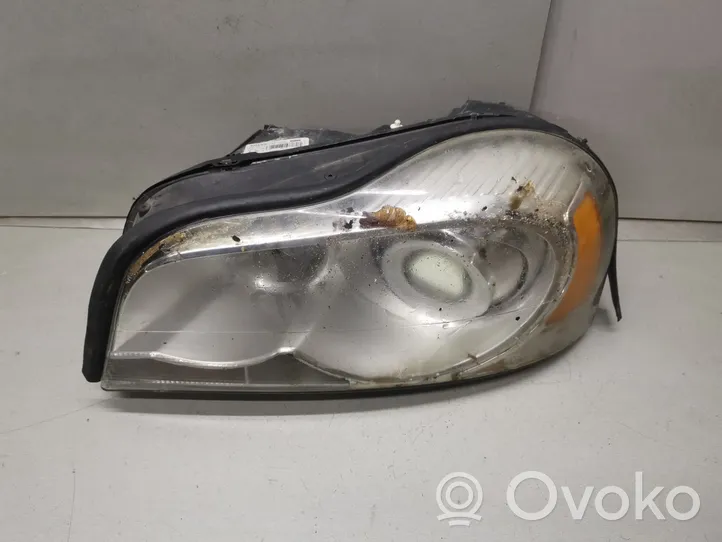 Volvo XC90 Lampa przednia 31217051