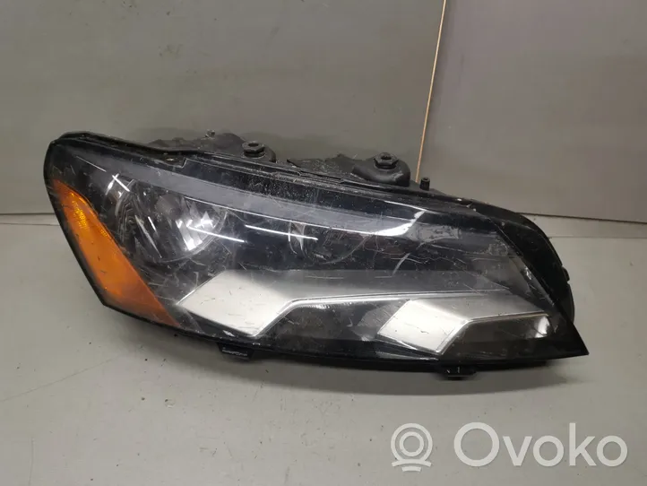 Volkswagen PASSAT B7 USA Lampa przednia 561941006A