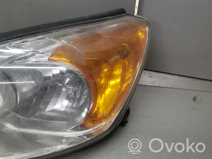Toyota RAV 4 (XA30) Lampa przednia 811500R010