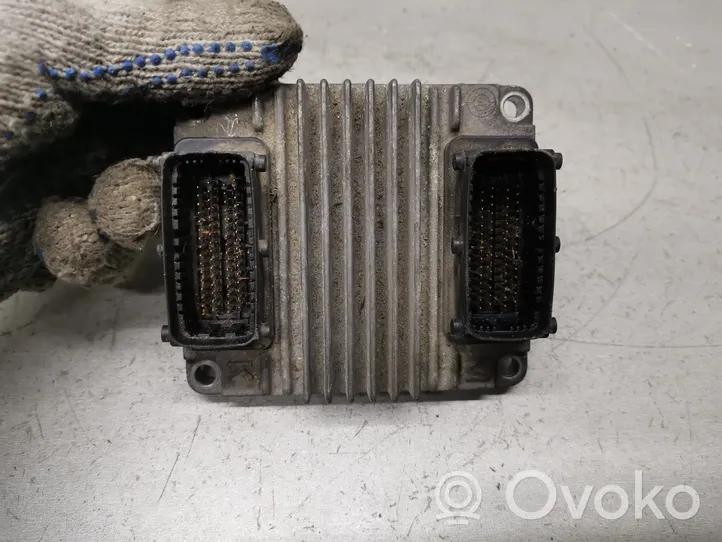 Opel Astra G Sterownik / Moduł ECU 8973065751