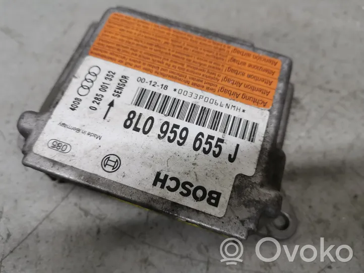 Audi A3 S3 8L Airbag control unit/module 8L0959655J