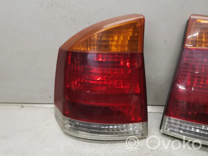 Opel Vectra C Rear/tail lights set 13130644