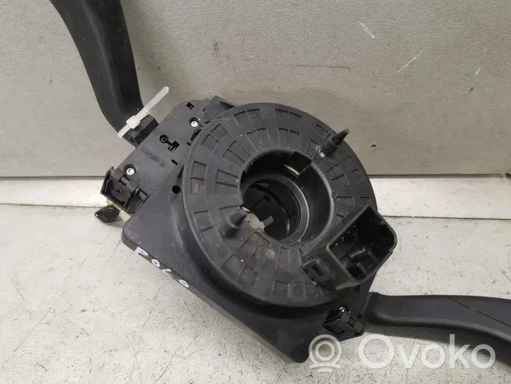 Volkswagen Polo IV 9N3 Leva/interruttore dell’indicatore di direzione e tergicristallo 6Q0953503CE