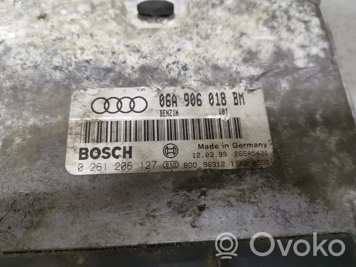 Audi A3 S3 8L Moottorin ohjainlaite/moduuli 06A906018BM