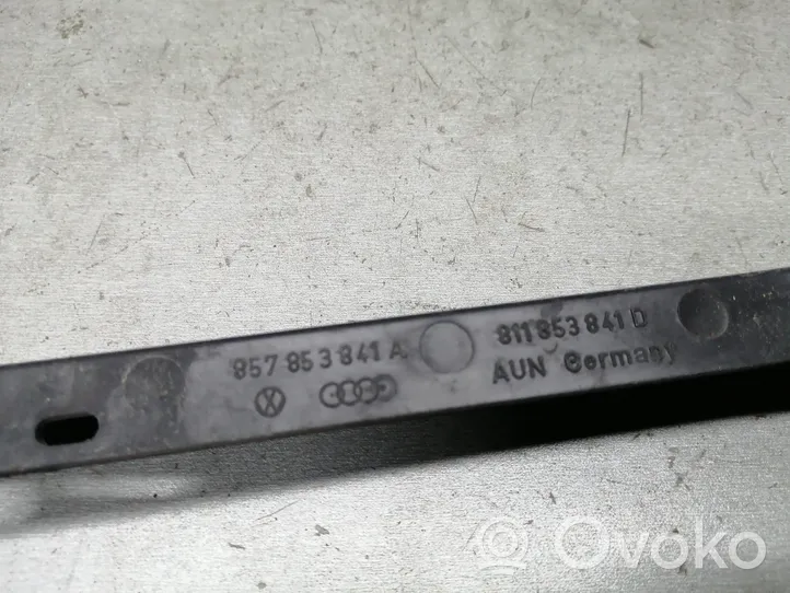 Audi 80 90 B2 Rivestimento sotto il faro/fanale 857853841A