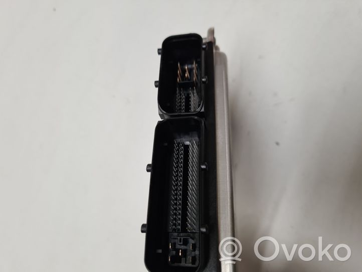 Audi A4 S4 B6 8E 8H Dzinēja vadības bloks 8E0907401T