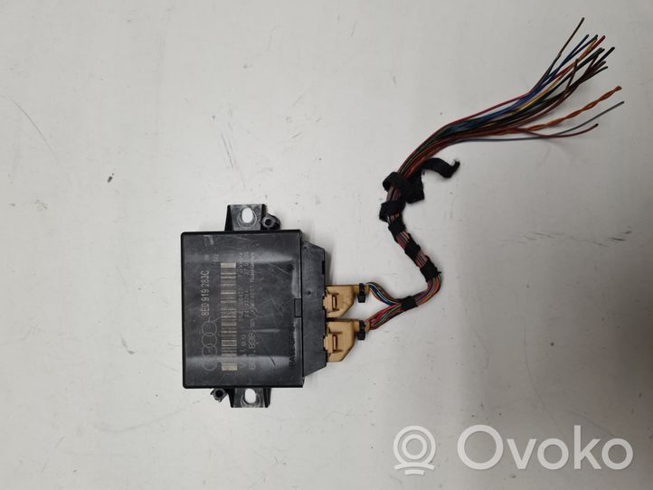 Audi A4 S4 B7 8E 8H Unité de commande, module PDC aide au stationnement 8E0919283C