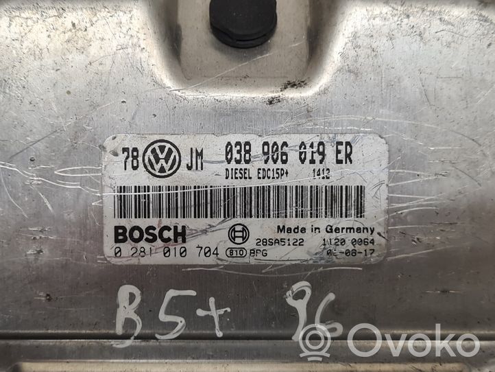 Volkswagen PASSAT B5.5 Sterownik / Moduł ECU 038906019ER