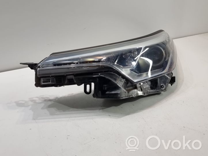 Toyota C-HR Lampa przednia 81150F403000