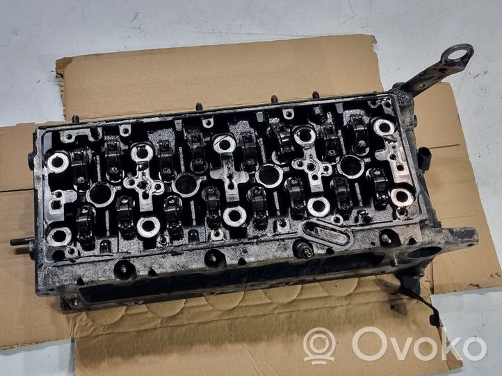 Volkswagen PASSAT B8 Engine head 04L103064C