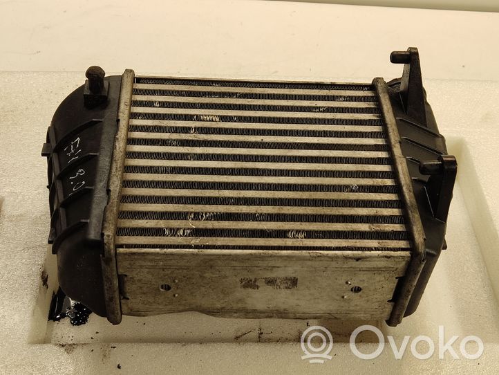 Audi A4 S4 B7 8E 8H Chłodnica powietrza doładowującego / Intercooler 8E0145806L