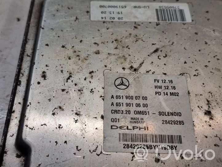 Mercedes-Benz Sprinter W906 Supporto centralina motore A6519000700