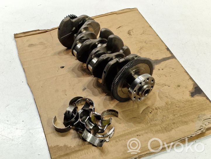 Volkswagen PASSAT B8 Crankshaft 04L105263D